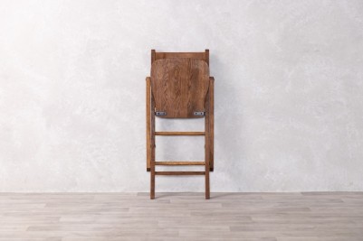 oakley-chair-folded